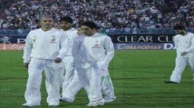 صور دخول عناصر الخضر إلى الميدان