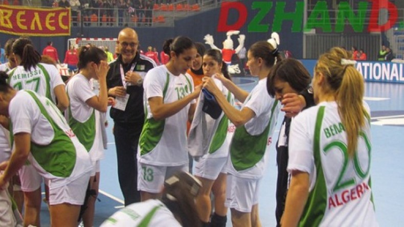 بطولة أمم إفريقيا لكرة اليد: عين سيدات “الخضر” على المونديال