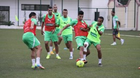 استدعاء 21 لاعبا لتربص منتخب المحليين