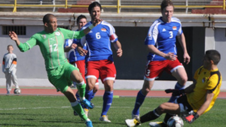 أشبال  بن  شيخة  يبدعون  أمام  منتخب  ضعيف