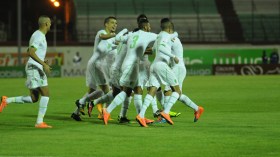 “محاربو الصحراء” أول المتأهلين إلى “كان 2015”