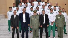 قايد صالح يكرّم المنتخب العسكري