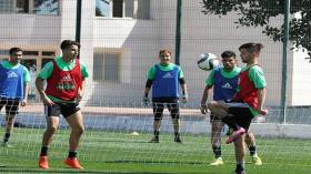 الجزائر في مواجهة فلسطين، تركيا وعمان