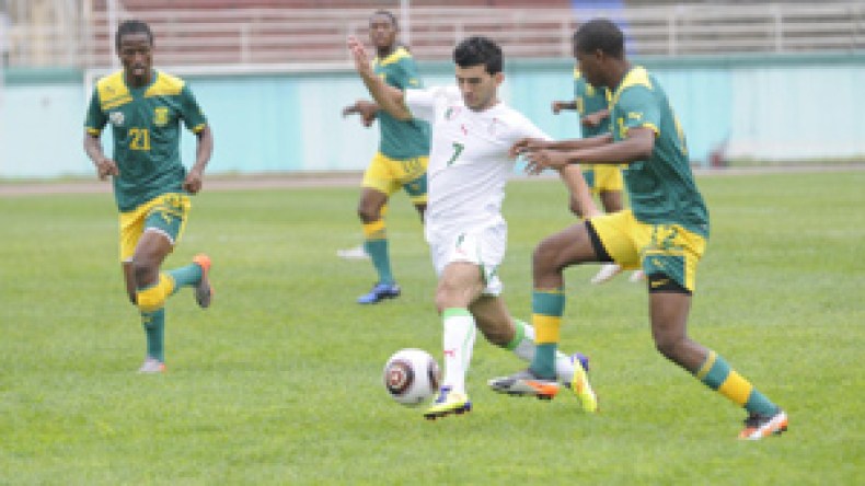 ‮”‬المنتخب‭ ‬الأولمبي‭ ‬يطير‭ ‬اليوم‭ ‬إلى‭ ‬طنجة‭ ‬وإصابة‭ ‬عواج‭ ‬خفيفة‮”‬