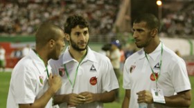 لاعبو “الخضر” يشتكون سوء معاملة أهاليهم بالبليدة