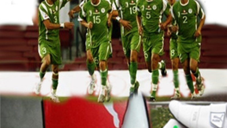 أحذية لاعبي “الخضر” تشعل المنافسة بين الشركات العالمية