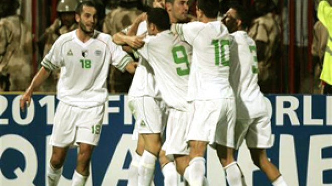 أسهم المحترفين الجزائريين ترتفع في السوق الأوروبية