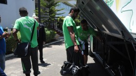 الخضر عادوا إلى الجزائر بمعنويات عالية وتركيزهم مصوّب نحو كيغالي