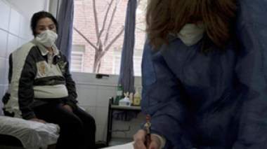 GRIPPE PORCINE : entre la grippe et le vaccin, 650.000 femmes enceintes dans l'expectative