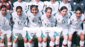 المنتخب  الجزائري  النسوي  يتربص  في  تيكجدة  بداية  من  الغد