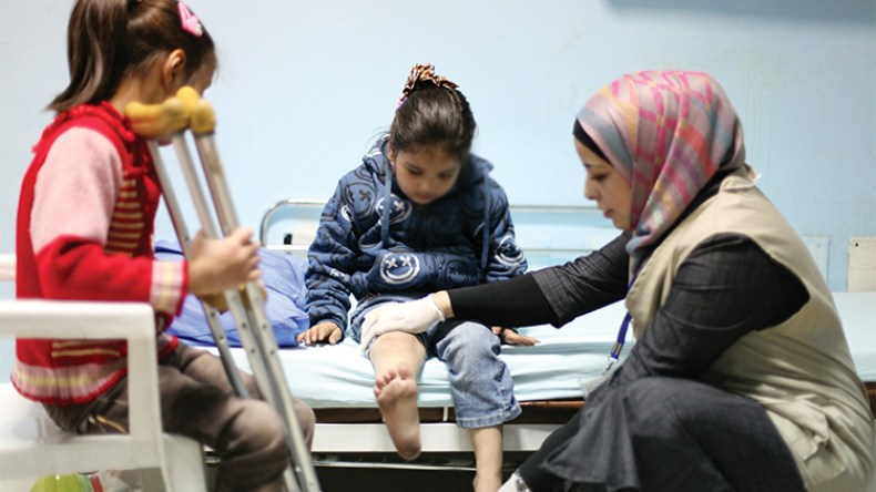 2403 من بين 9131 طفل معوق بسبب زواج الأقارب!