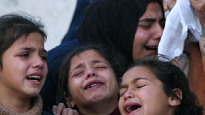 إسرائيل لا تحترم القانون الدولي الإنساني