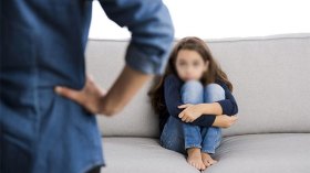 طفلة تتعرض للضرب بواسطة “قدر” من طرف زوجة عمها بالعاصمةǃ