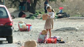 أطفال لا يعرفون العطلة