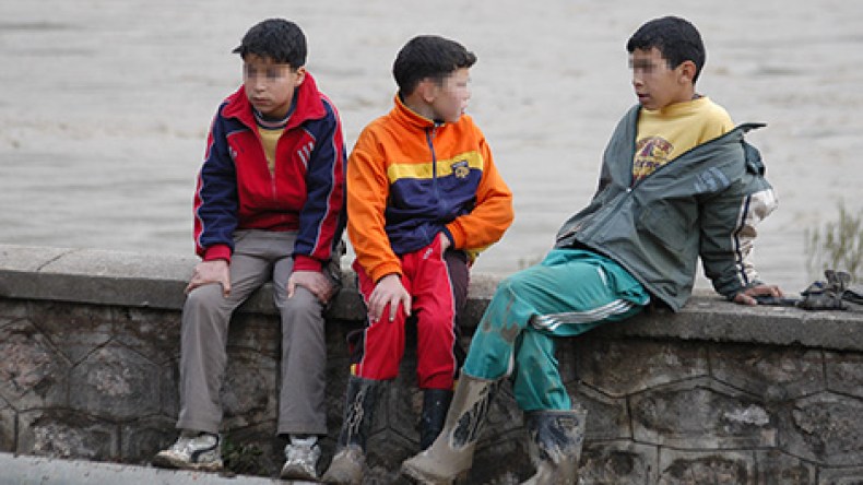 البالغون من أبناء دار الطفولة المسعفة في مواجهة المجهول