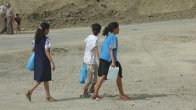 سيدة من البليدة تعرض بناتها الثلاث للبيع بسبب الفقر والمرض