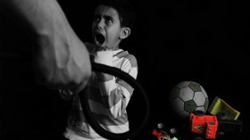 أولياء‮ ‬يعذبون‮ ‬أولادهم‮ ‬بحجة‮ ‬تربيتهم