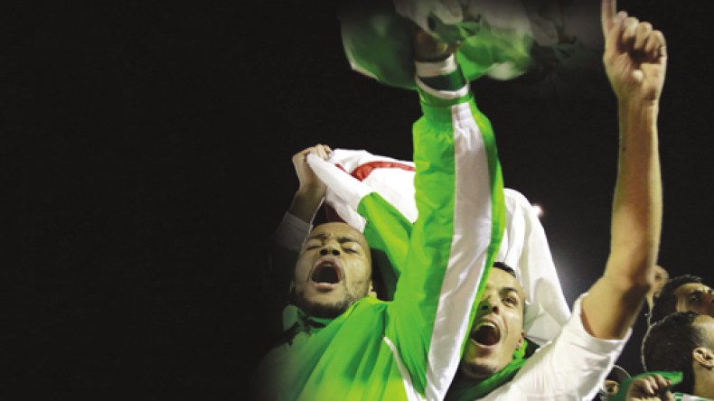 لاعبو المنتخب الوطني يفضّلون “أعياد الميلاد” على حفل التأهل إلى المونديال