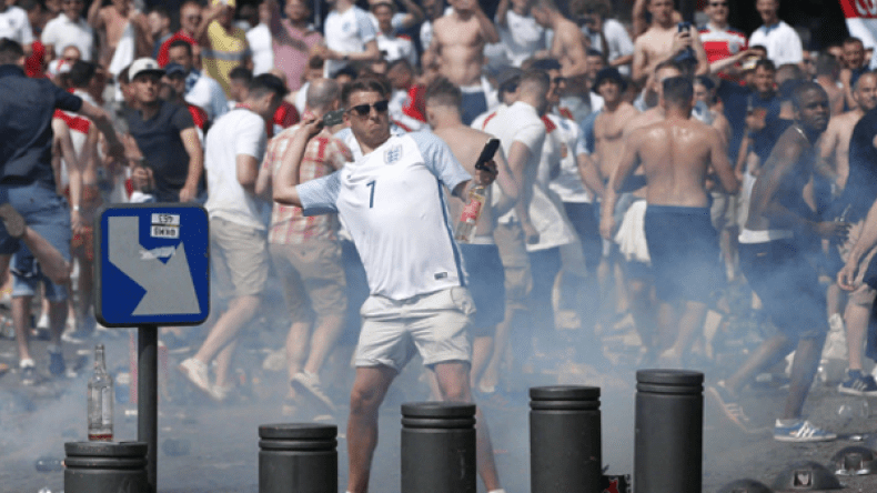 15 سنة سجنا لمن يثير الشغب بمونديال روسيا