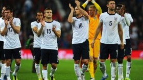 هودجسون يباغت الإنجليز بمفاجآت في قائمة الـ 23