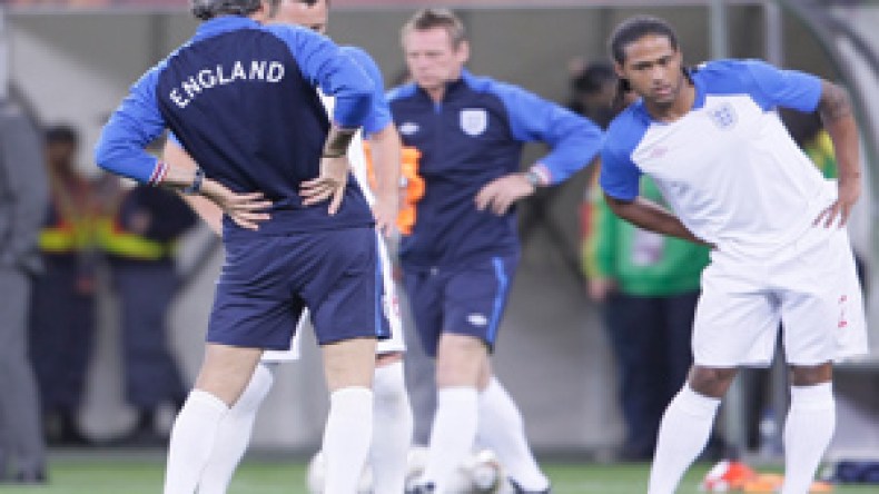 نجونا‭ ‬من‭ ‬الهزيمة‭ ‬أمام‭ ‬الجزائر