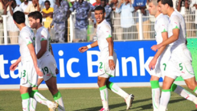 بن‭ ‬شيخة‭ ‬يراهن‭ ‬على‭ ‬استرجاع‭ ‬اللياقة‭ ‬البدنية‭ ‬والحالة‭ ‬النفسية‭ ‬للاعبيه
