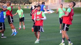 غوركوف متخوف من سيناريو قطر.. ويصر على الفوز أمام غينيا والسنغال