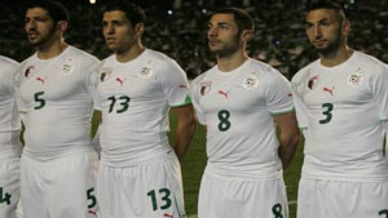 نجوم الجزائر يظهرون الوجه الآخر