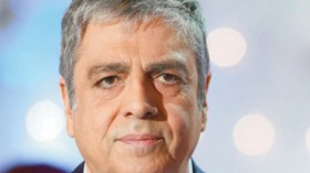 ماسياس وزوجة ساركوزي في أغنية ثنائية عن قسنطينة؟