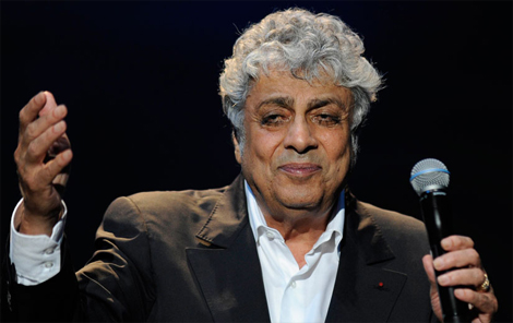 Enrico Macias encense l’armée française: «Ces soldats, j'ai voulu les honorer»