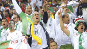أطباء يقللون من المخاطر ويدعون للحيطة والحذر