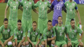 اللاعبون‭ ‬عانقوا‭ ‬سعدان‭ ‬وتعهدوا‮ ‬بتحقيق‭ ‬التأهل