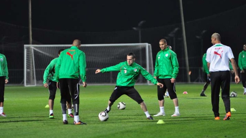 المنتخب‭ ‬الوطني‭ ‬يتخلص‭ ‬من‭ ‬مشاكله‭ ‬ويستعيد‭ ‬حيويته