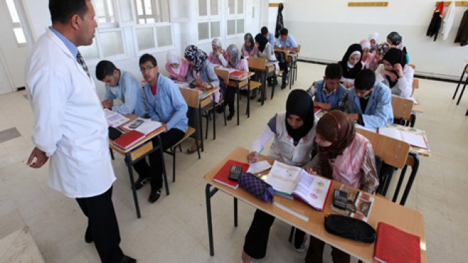 تلاميذ لا يدرسون اللغات الأجنبية.. وأساتذة يدرّسون 36 ساعة أسبوعيا