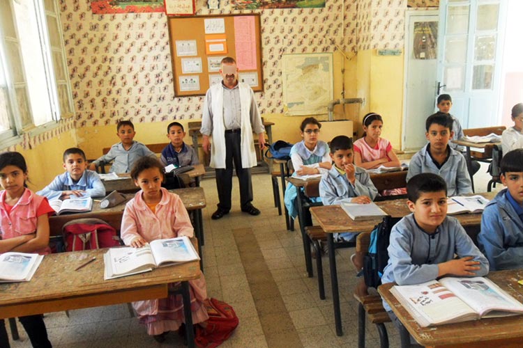 Syndicats: insuffisante, une formation didactique de 15 jours