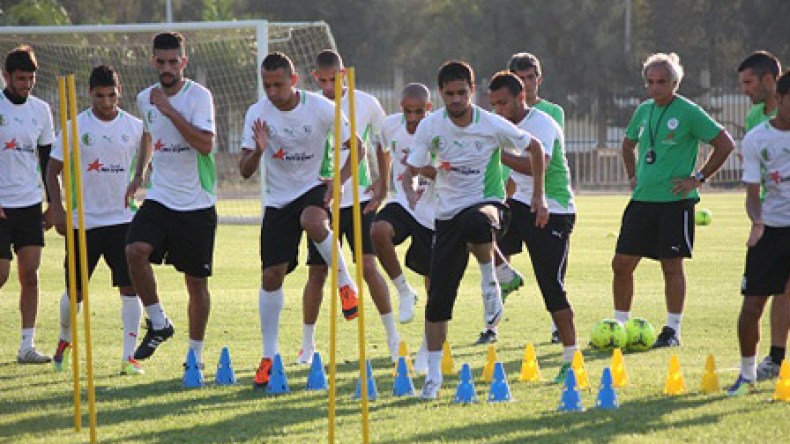 جابو‭ ‬ولموشية‭ ‬يصلان‭ ‬مبكرا‭ ‬إلى‭ ‬تربص‭ ‬سيدي‭ ‬موسى‭ ‬