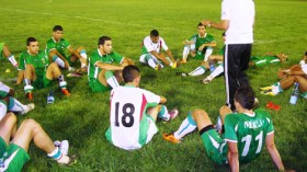 كيف يتعامل المدربون مع اللاعبين خلال شهر رمضان؟