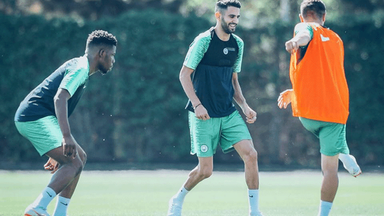 الجزائريون يتابعون وديات المحترفين أكثر من رسميات المحليين