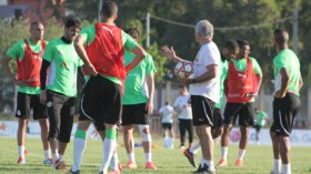 خليلوزيتش يرفع الستار عن التشكيلة النهائية