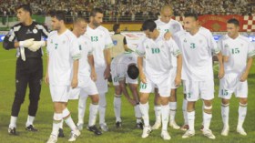 خمسة محترفين يتأخرون عن تربص الخضر