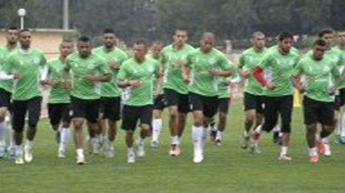 Séance d’entraînement à Blida : 23 joueurs présents mercredi matin, Boudebouz toujours absent
