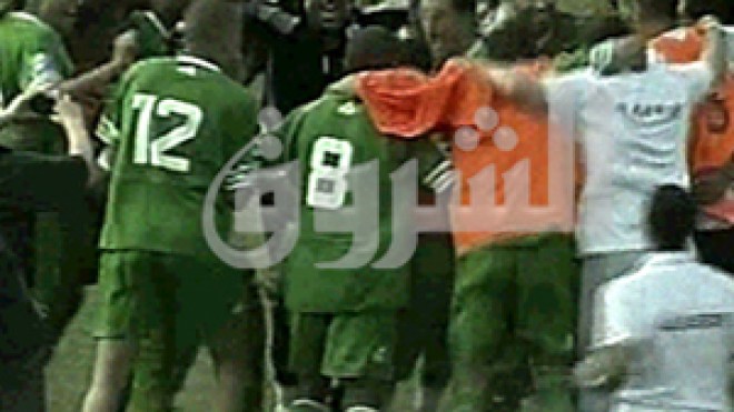 محاربو الصحراء يدفنون التماسيح بملعب الموت