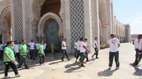 جولة سياحية” للخضر” بمسجد الحسن الثاني للابتعاد عن ضغط المباراة