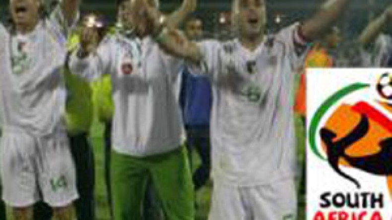 أحزاب تبحث عن أصوات، إدارات تحرم موظفيها ومحلات تستقطب الزبائن