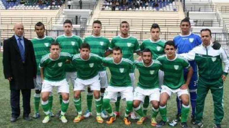 تتويج أواسط جمعية وهران بكأس الجهورية