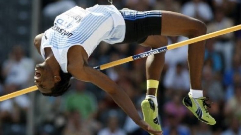 هكذا يمارس الكينيون رياضة القفز العالي!؟