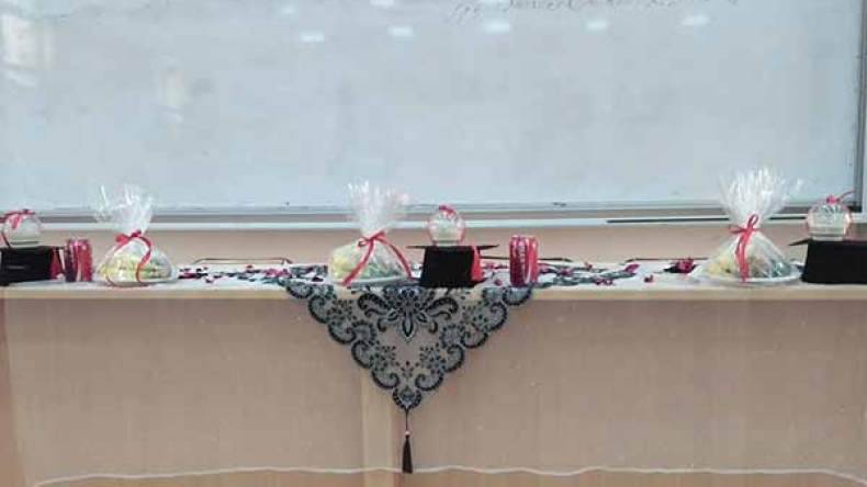 رشاوى “مقنّنة” للأساتذة في مذكرات التخرّج