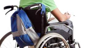 أولياء ينفقون 30 مليونا شهريا لحماية أطفالهم من الإعاقة