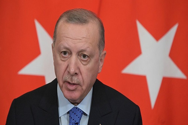 Erdogan assure que la Turquie ripostera à toute attaque contre son navire en Méditerranée