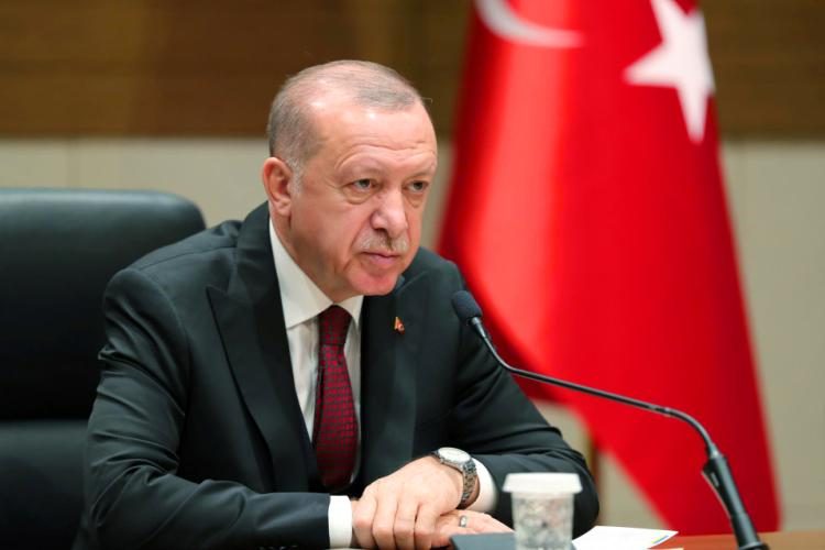 Erdogan menace de s’opposer militairement à l’armée syrienne